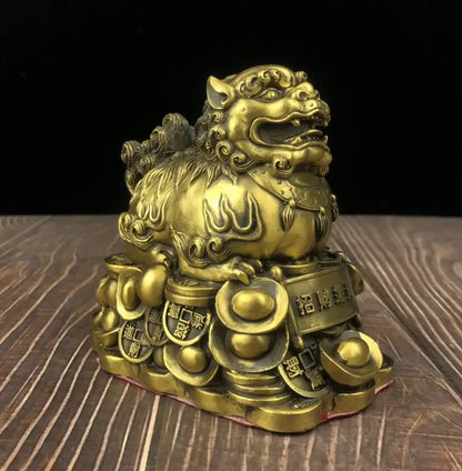China brass recruit wealth lion crafts statue