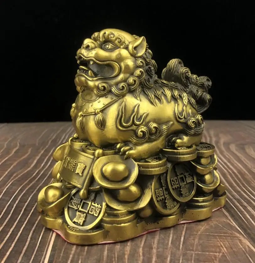 China brass recruit wealth lion crafts statue
