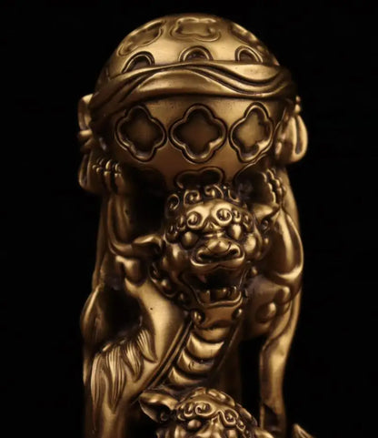 China brass seiko double lion Play ball crafts statue