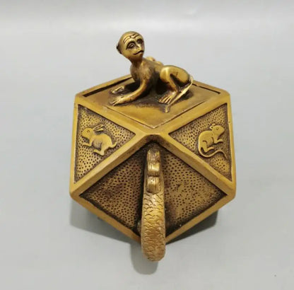 China brass twelve zodiac flagon crafts statue