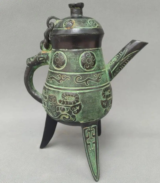 China bronze Animal face wine pot crafts statue