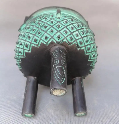 China bronze archaize round tripod crafts statue