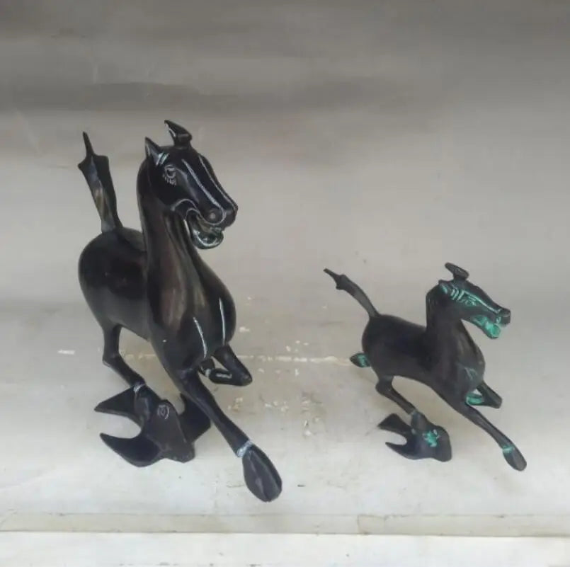 China bronze horse stepped swallows crafts statue