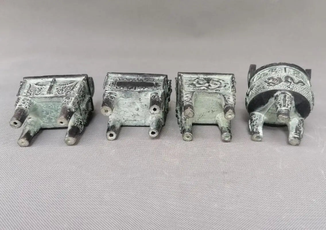China bronze tripod small crafts statue