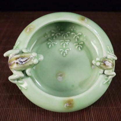 China ceramic frog Pen wash crafts statue