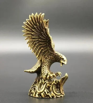 China exquisite brass Eagle and snakes small statue