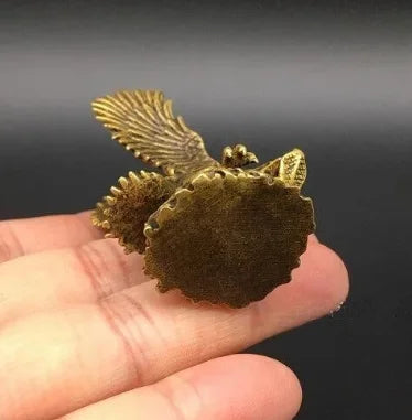China exquisite brass Eagle and snakes small statue
