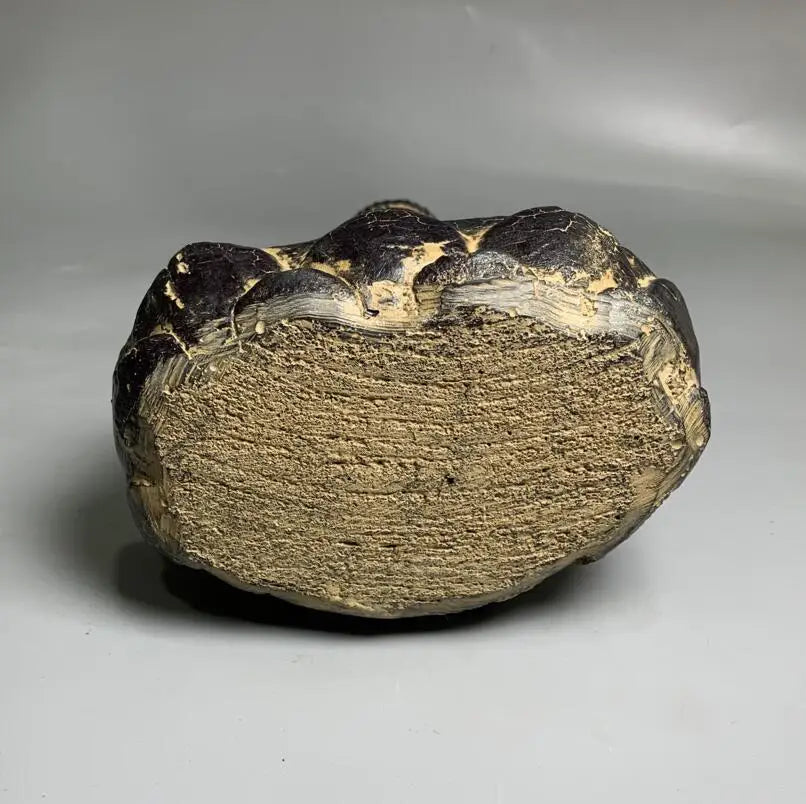China imitation amber Sakyamuni Buddha crafts statue