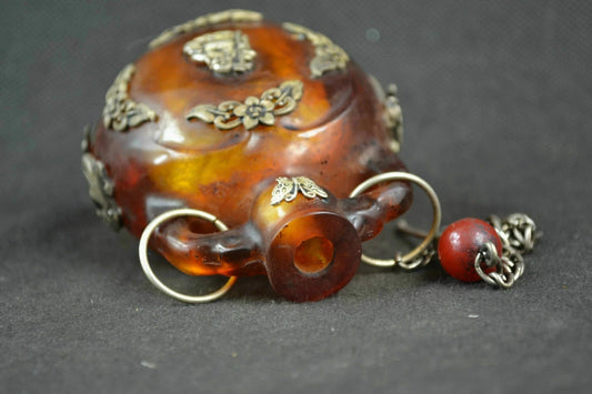 China old Tibet silver amber carved butterfly Buddha statues snuff bottle