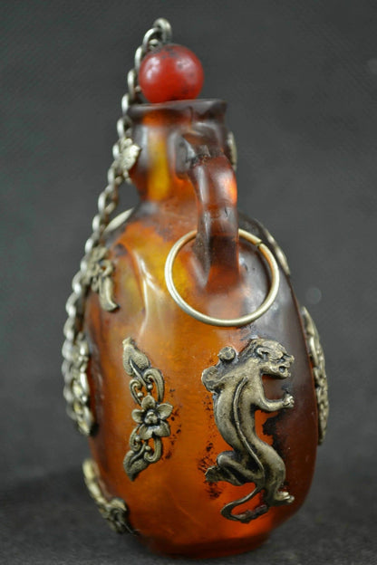 China old Tibet silver amber carved butterfly Buddha statues snuff bottle