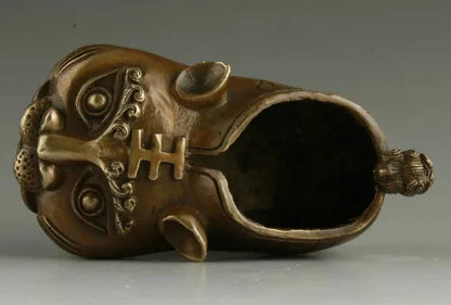 China's Highly Collectible Handmade Bronze Realistic Tiger Statue Children's Shoes Ornaments