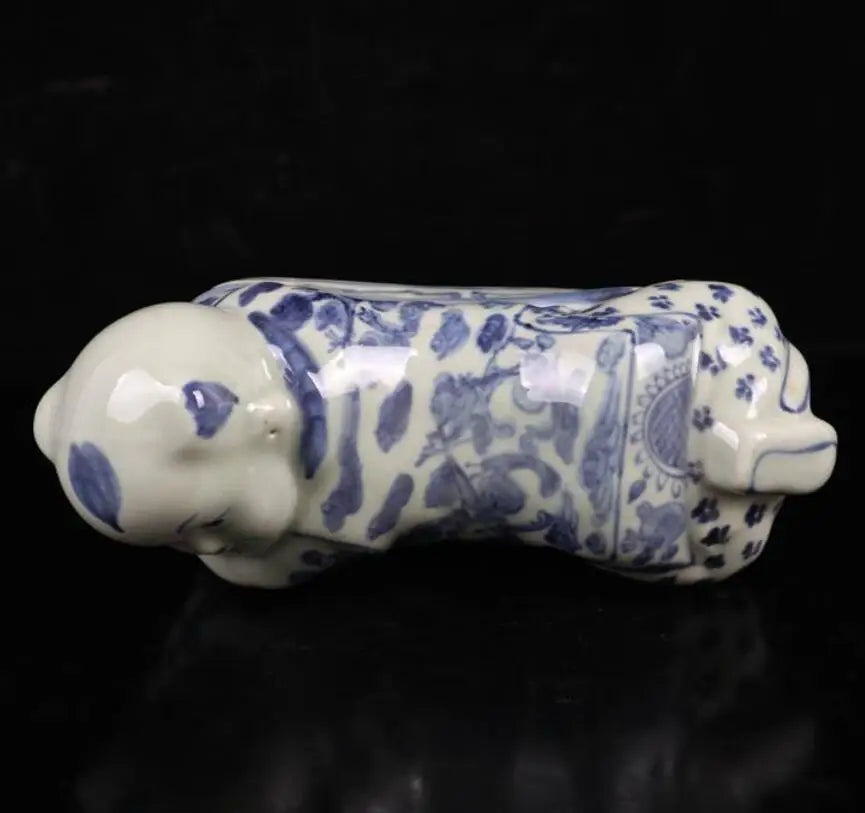 China seiko Blue and white ceramic Children pillow crafts statue