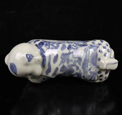 China seiko Blue and white ceramic Children pillow crafts statue