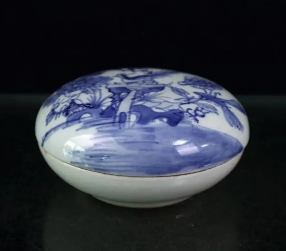 China seiko Blue and white ceramic Seal box crafts statue