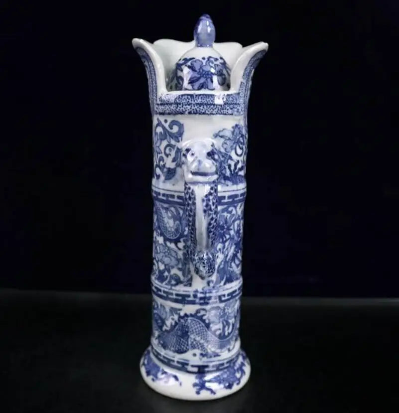 China seiko Blue and white ceramic dragon teapot crafts statue