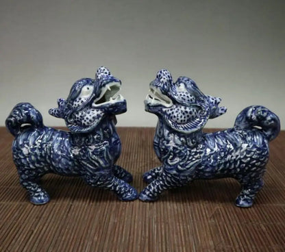 China seiko Blue and white ceramic kirin crafts statue A pair