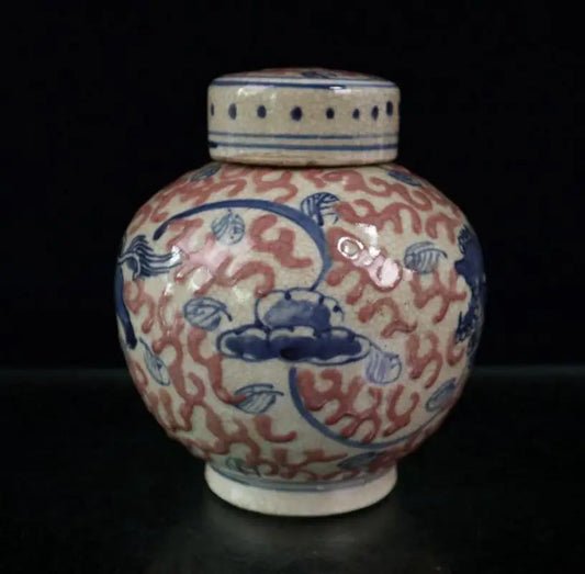 China seiko Blue and white ceramic lid jar crafts statue