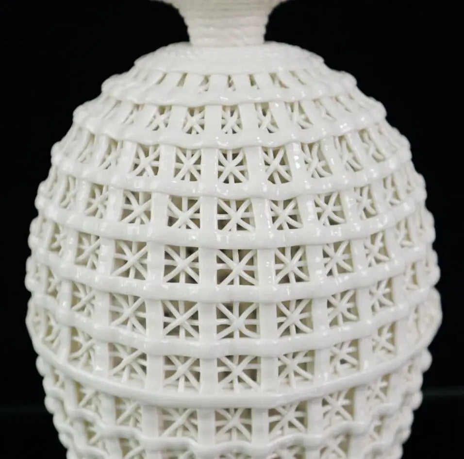 China seiko White glazed ceramic Hollow out vase crafts statue