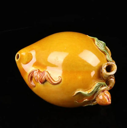 China seiko Yellow glaze ceramic Peach teapot crafts statue