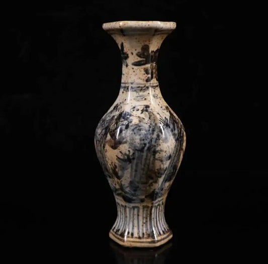 China seiko archaize Blue and white ceramic vase crafts statue