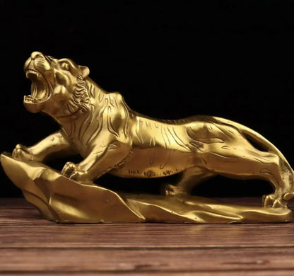 China seiko brass Mountain climbing tiger crafts statue