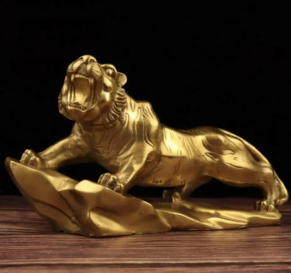 China seiko brass Mountain climbing tiger crafts statue