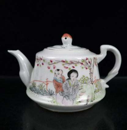 China seiko ceramic beauty teapot crafts statue
