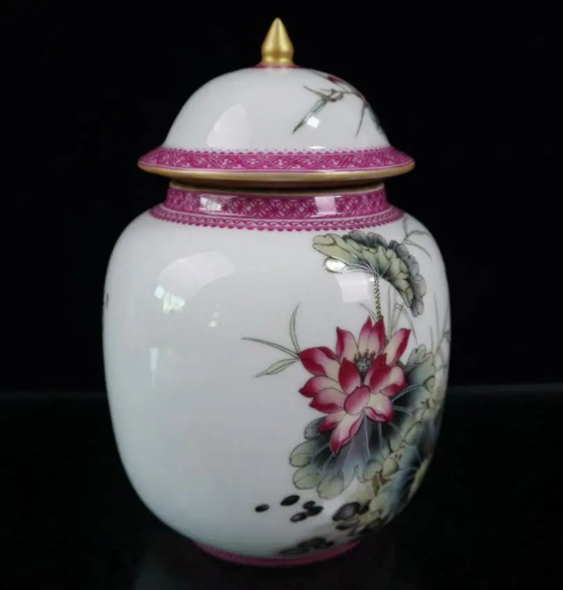 China seiko ceramic lotus lid jar crafts statue