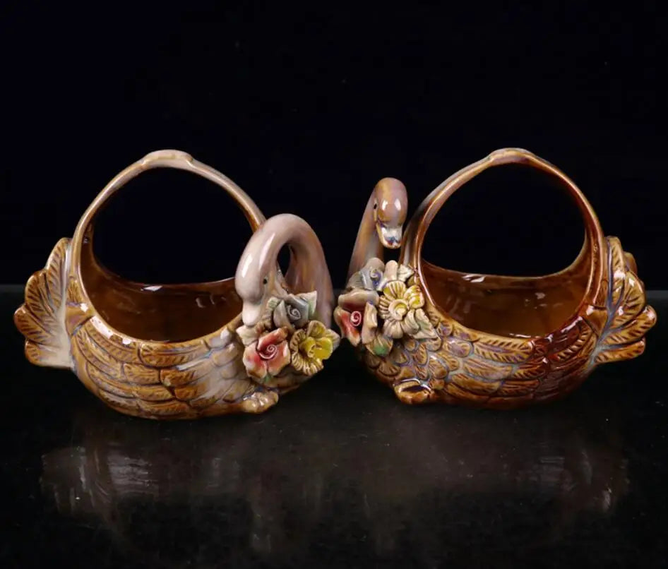 China seiko ceramic swan basket crafts statue A pair