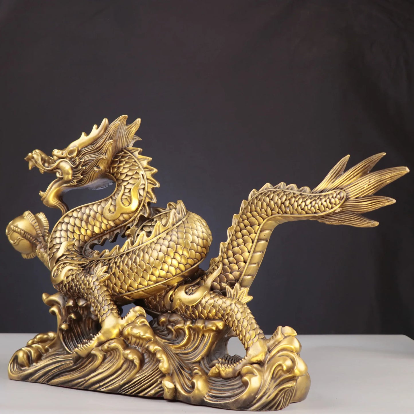 Chinese Brass Carved Dragon Household Decoration Crafts Statue