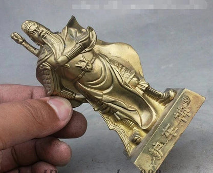 Chinese Brass Carved Guard Vehicle Warrior God Guan Gong Yu Dragon Head Statue