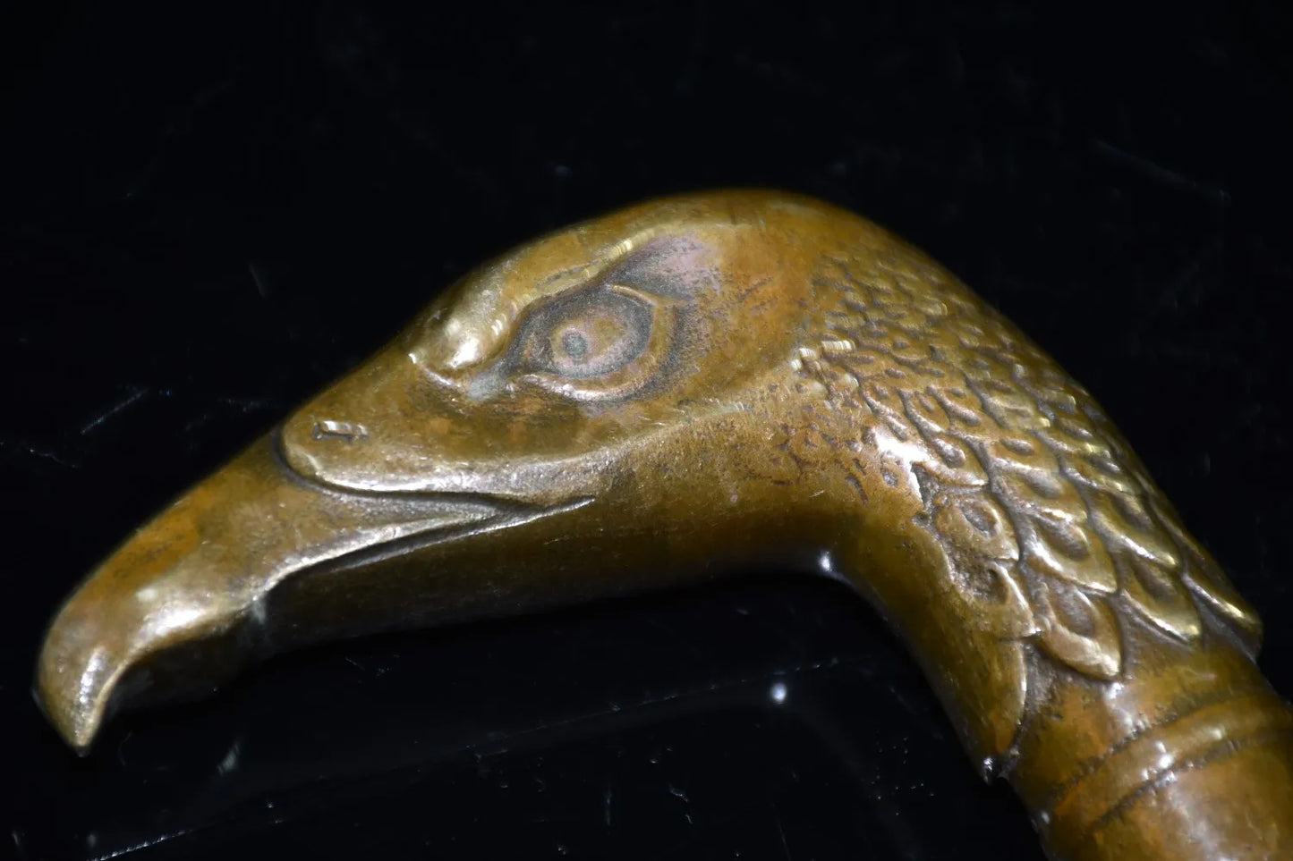 Chinese Brass Copper Hand carved Cane Walking Stick Head Handle eagle Statue