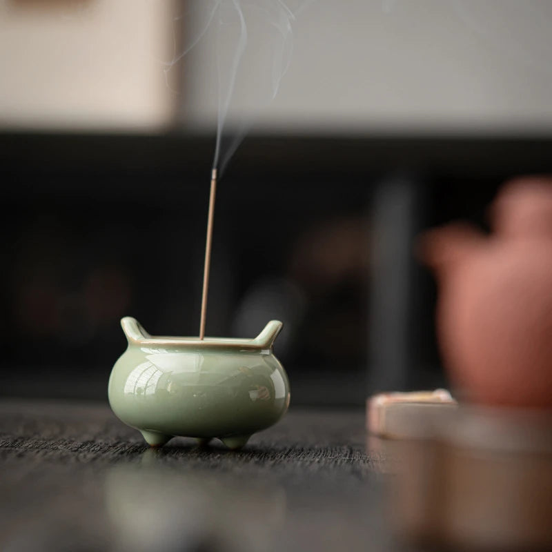 Chinese Celadon Small Incense Holder Boutique Diffuser Incense Smoke Waterfall Mosquito Incense Holder Smell Distributor Crafts
