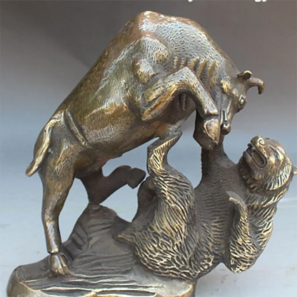 Chinese Fengshui Bronze Cattle Oxen Brown Bear Black Bear Beast Animal Statue