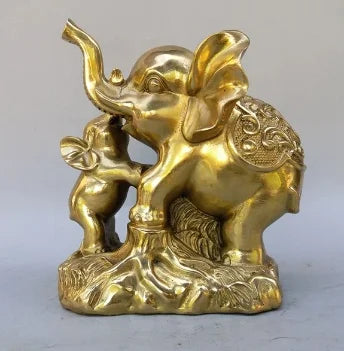 Chinese New pure brass female elephant and small elephant crafts Statue