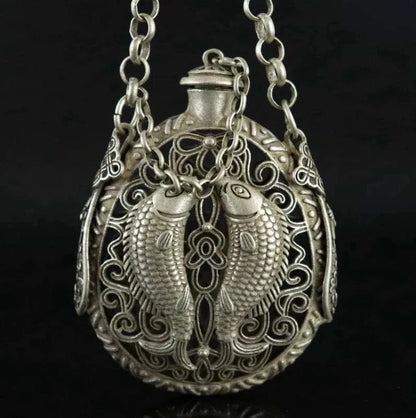Chinese Old Tibet Silver Copper Carve Hollow Out Pair Fish Delicate Snuff Bottle