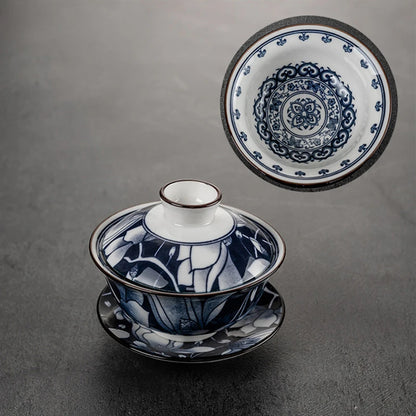 Chinese Style Blue and White Porcelain Tea Set Household Ceramic Gaiwan White Porcelain Cover Bowl Tea Cup Handmade Tea Maker