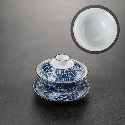 Chinese Style Blue and White Porcelain Tea Set Household Ceramic Gaiwan White Porcelain Cover Bowl Tea Cup Handmade Tea Maker