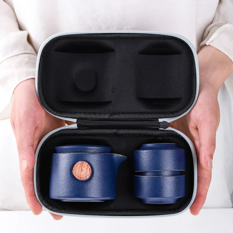 Chinese Style Travel Tea Set with Carrying Bag Ceramic Glaze Teapot 1 Pot 3 Cups Outdoor Camping Teapot Kung Fu Tea Cup Set