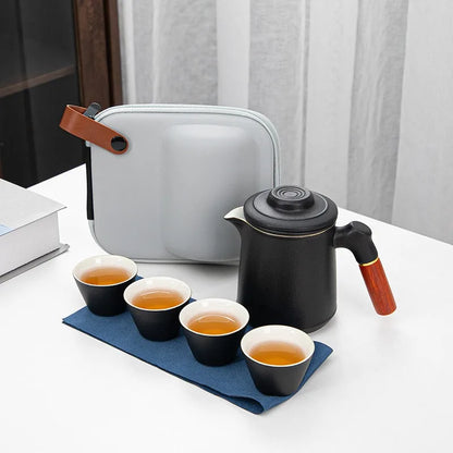 Chinese Style Travel Tea Set with Carrying Bag Ceramic Glaze Teapot 1 Pot 4 Cups Outdoor Camping Teapot Kung Fu Tea Cup Set