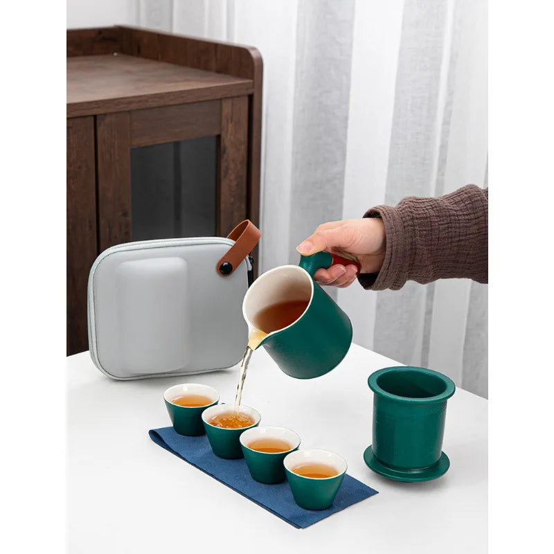 Chinese Style Travel Tea Set with Carrying Bag Ceramic Glaze Teapot 1 Pot 4 Cups Outdoor Camping Teapot Kung Fu Tea Cup Set