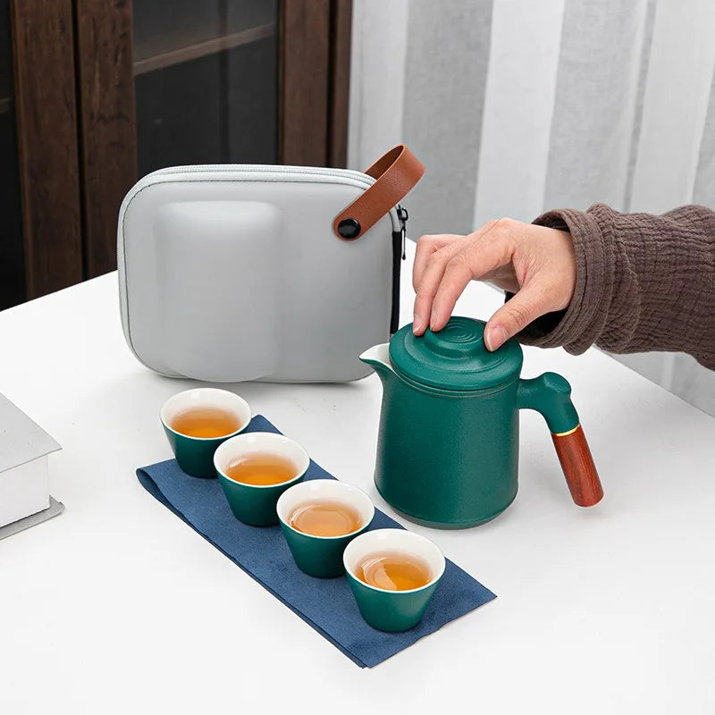 Chinese Style Travel Tea Set with Carrying Bag Ceramic Glaze Teapot 1 Pot 4 Cups Outdoor Camping Teapot Kung Fu Tea Cup Set
