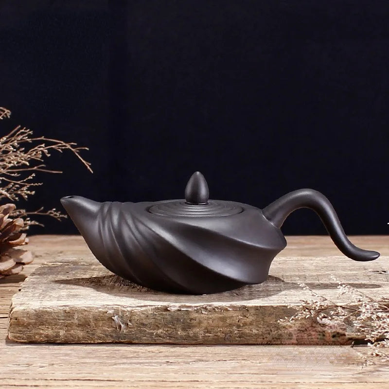 Chinese Teasets Kung Fu Teapot Modern Purple Clay Art Tea Pot Handmade Zhu mud Snail Pot (110ml Black Red Brown teapot)