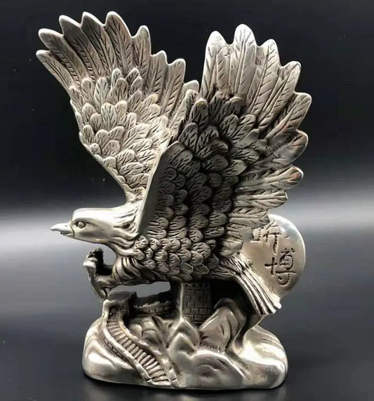 Chinese White copper eagle crafts statue