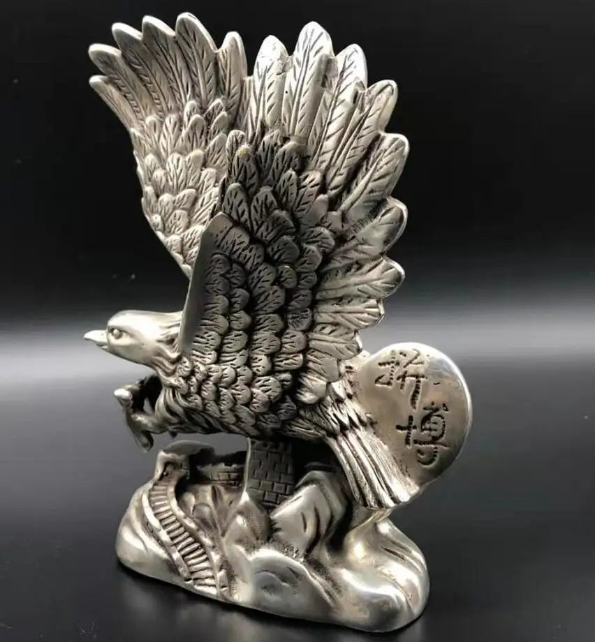 Chinese White copper eagle crafts statue