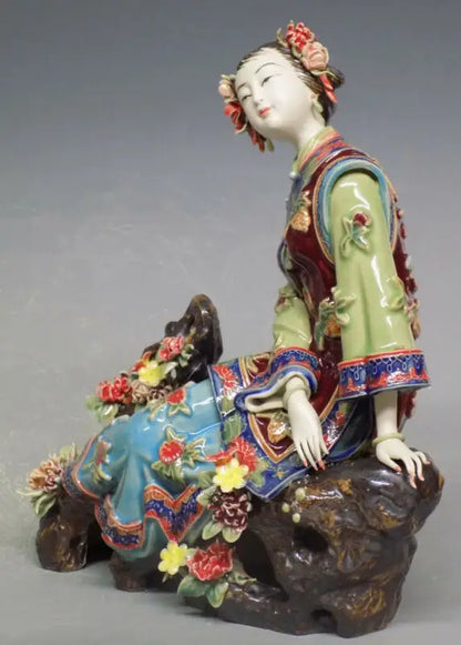 Chinese Wucai Porcelain pottery Ceramic Seat Lady Women Flower Happy Figurine