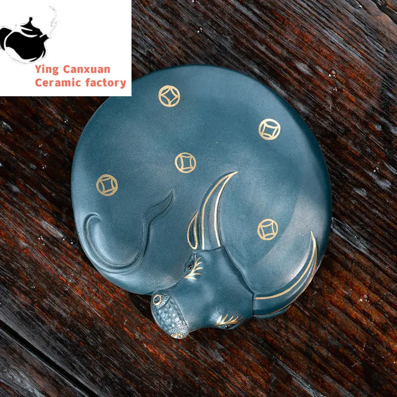 Chinese Yixing Boutique Purple Clay Tea Pet Cattle Statue Ornaments Handmade Sculpture Lucky Tea Figurine Art Tea Set Decoration
