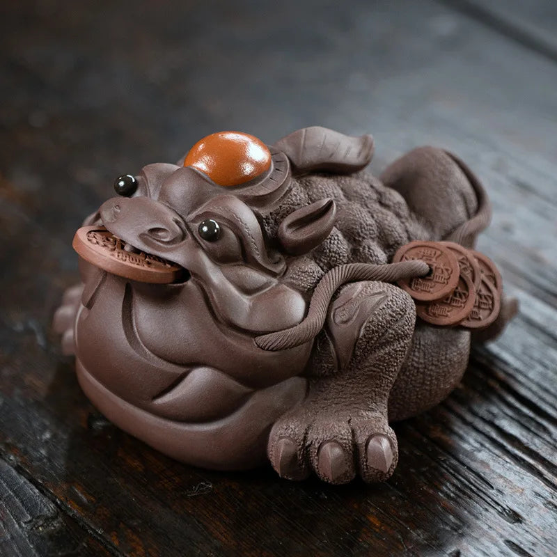 Chinese Yixing High-end Purple Clay Tea Pet Handmade Lucky Golden Toad Statue Ornaments Tea Figurine Zisha Tea Set Decoration