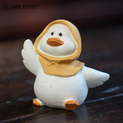 Chinese Yixing Purple Clay Tea Pet Handmade Sculpture Lovely Duck Statue Ornaments Tea Figurine Crafts Zisha Tea Set Decoration