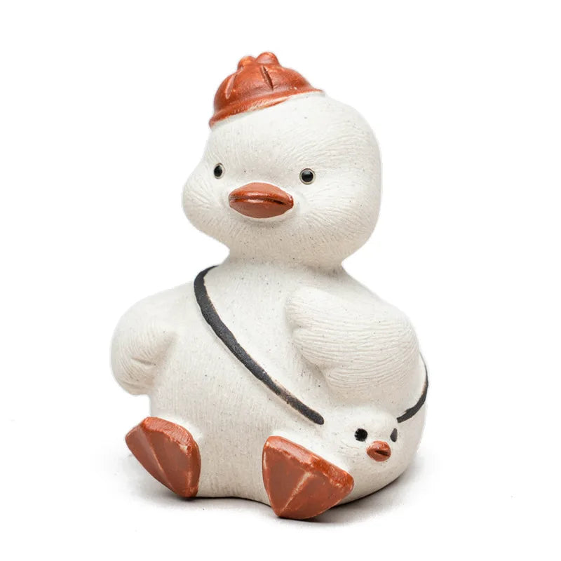 Chinese Yixing Purple Clay Tea Pet Handmade Sculpture Lovely Duck Statue Ornaments Tea Figurine Crafts Zisha Tea Set Decoration